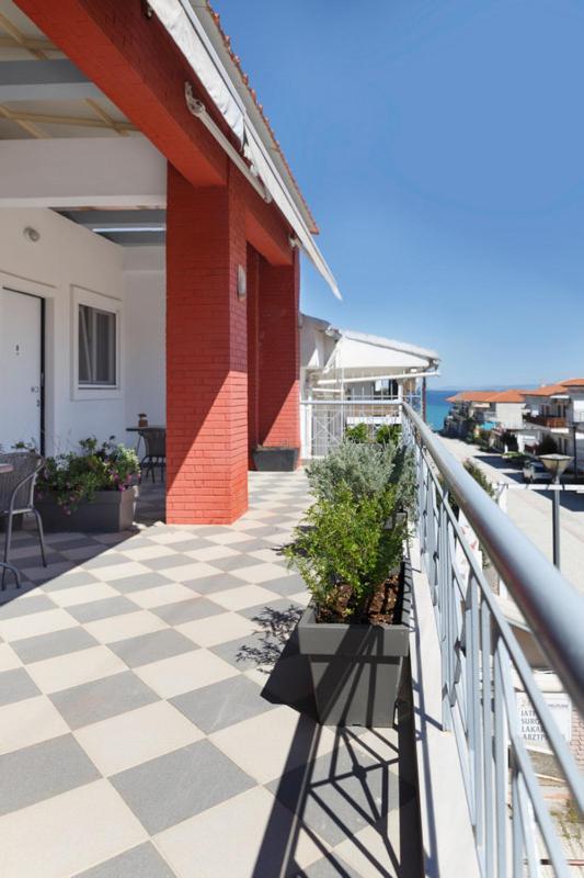 Appartamento Nikogroup Plaza Polychrono Esterno foto